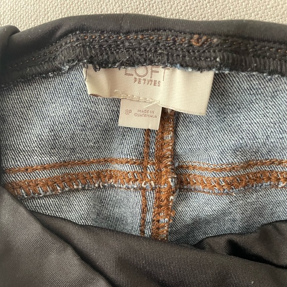 Like new Loft Maternity jeans - Picture 2 of 3